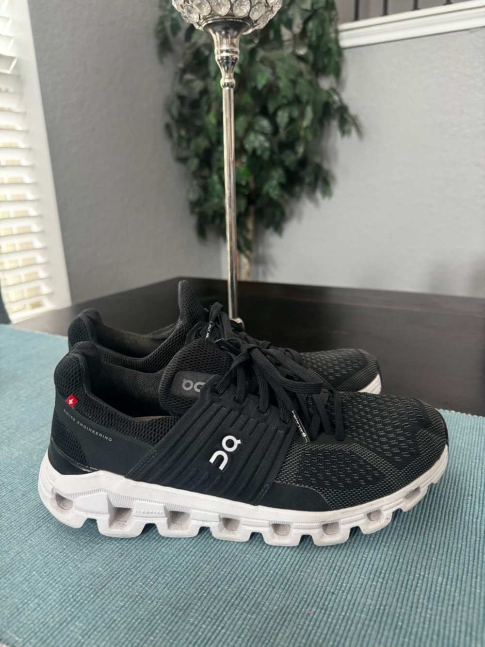 On Running Cloudswift sneakers size 7.5